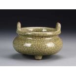 CHINESE CRACKLED GEYAO TRIPOD CENSER