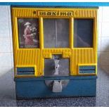 50´s movie star and gumball vending machine