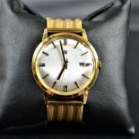 Automatic wristwatch LIP, completely made of 18ct gold 64 g, with calendar. In very good...