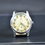 Wristwatch  OMEGA  Automatic. small second hand at 6 h. Very good condition.