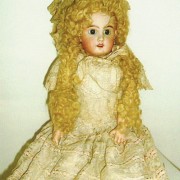 Doll -Girl with curly Hair- S+H
