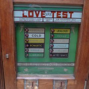 Arcade/Amusement machineLove Test
