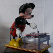 Mickey xylophone. Linemar