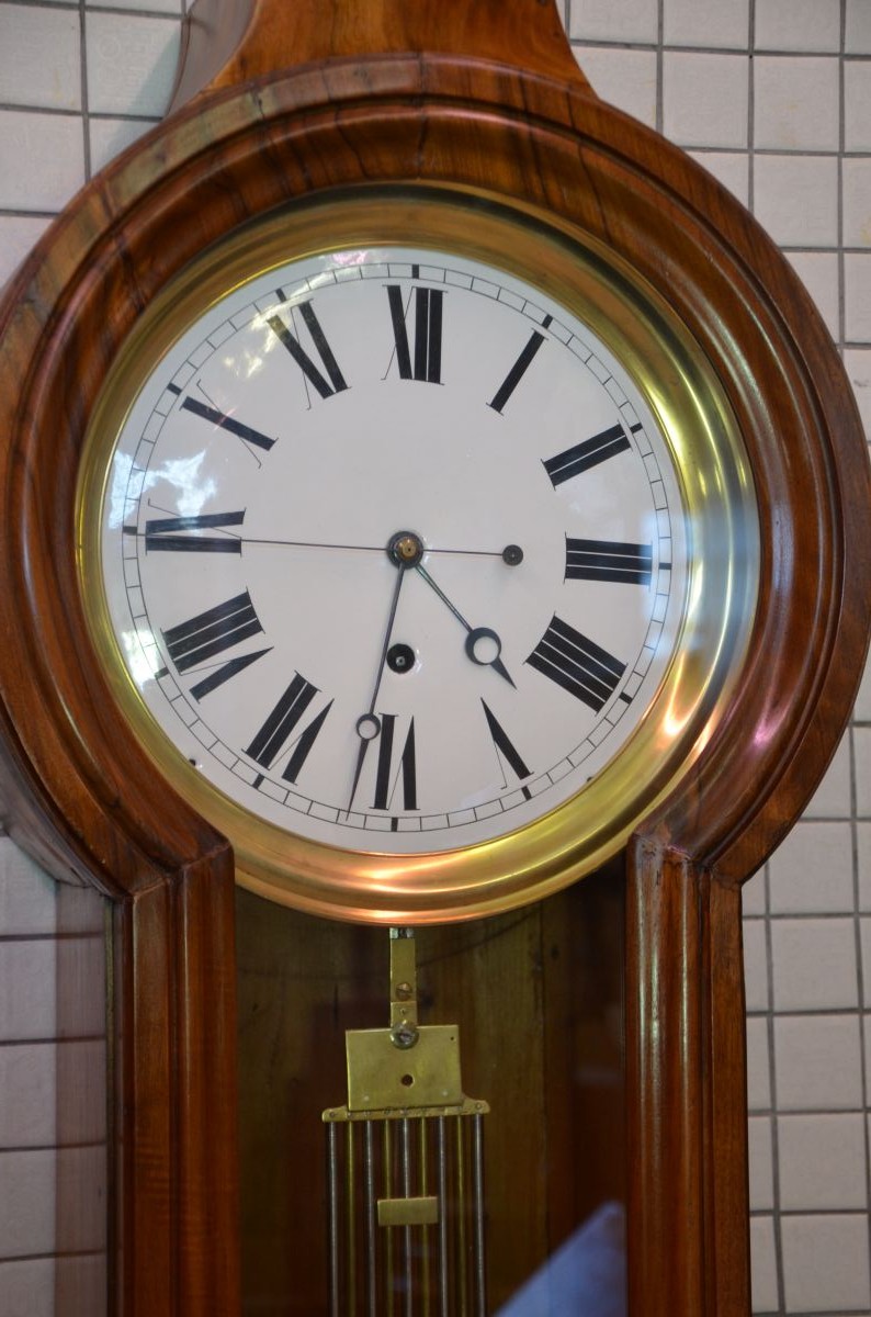  Precision regulator walnut wood clock. Enameled clock face. Second hand in the middle. Height 160...
