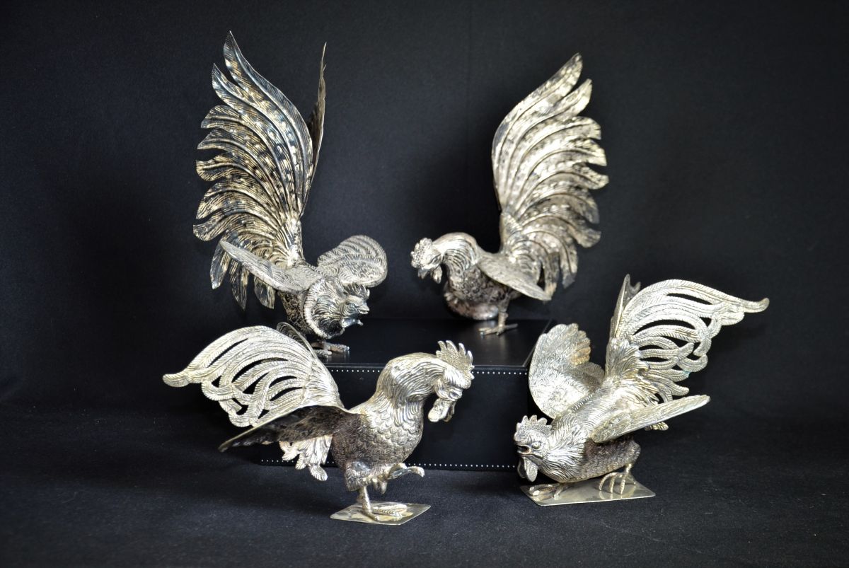 Various silver cocksfaucets total weight 2400 gr.